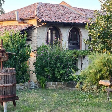 Cascina Il Sogno Bed & Breakfast Cossano Belbo Bagian luar foto