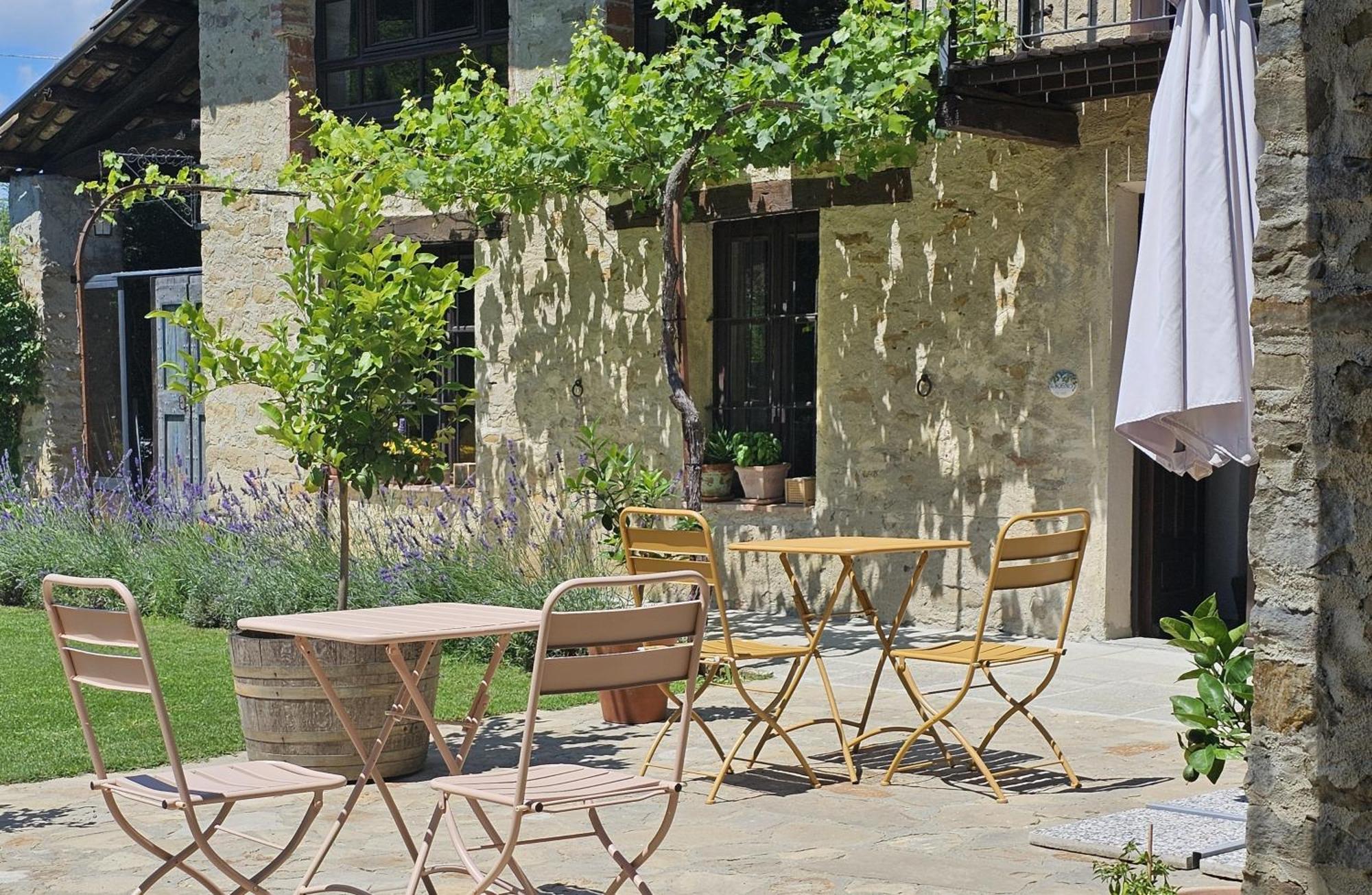 Cascina Il Sogno Bed & Breakfast Cossano Belbo Bagian luar foto